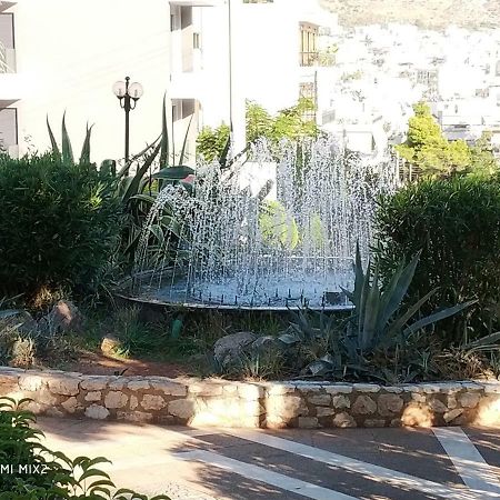 Beautiful House In Alimos Near To The Beach And Metro Афины Экстерьер фото