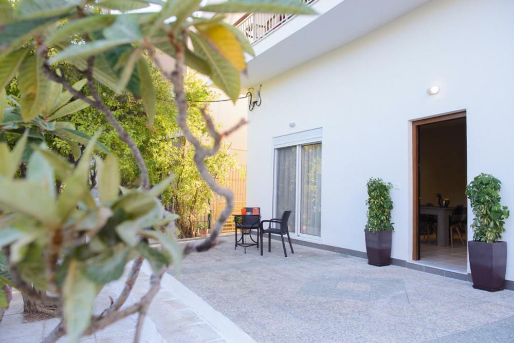 Beautiful House In Alimos Near To The Beach And Metro Афины Экстерьер фото
